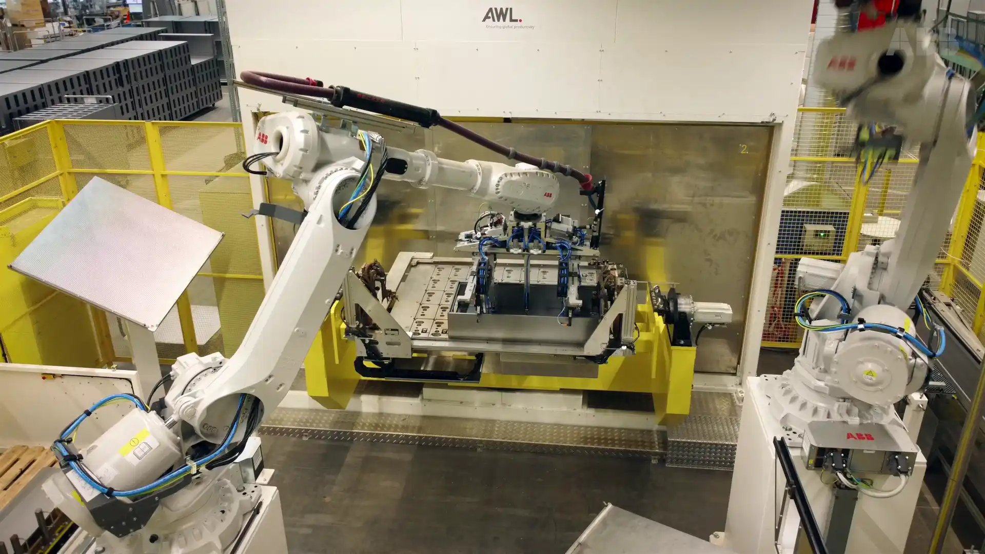 solutions_Automated manufactring lines_Flexible manufacturing of cabinets_ (4)_FeaturedImage