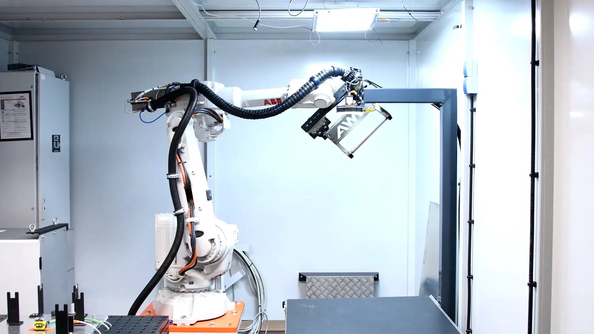 solutions_Intelligent manufacturing solutions_AI Weld Inspection_ (3)