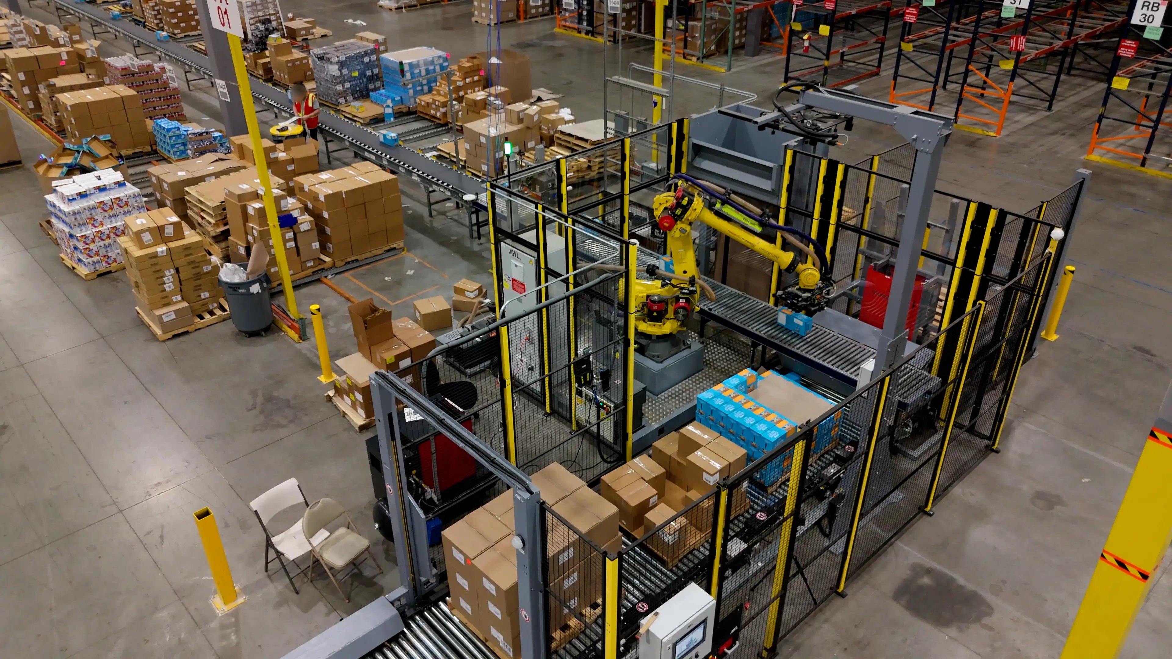 customer experiences_random mixed depalletizing at gnc_image_04