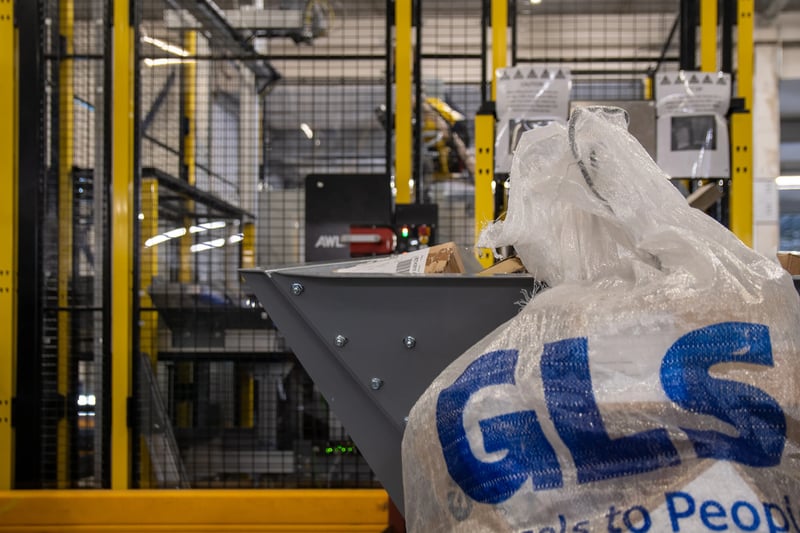 customer experience_parcel induction at gls_image_05